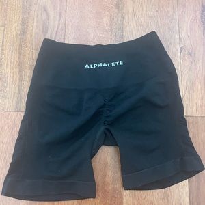 NWT Alphalete contour shorts 5” small